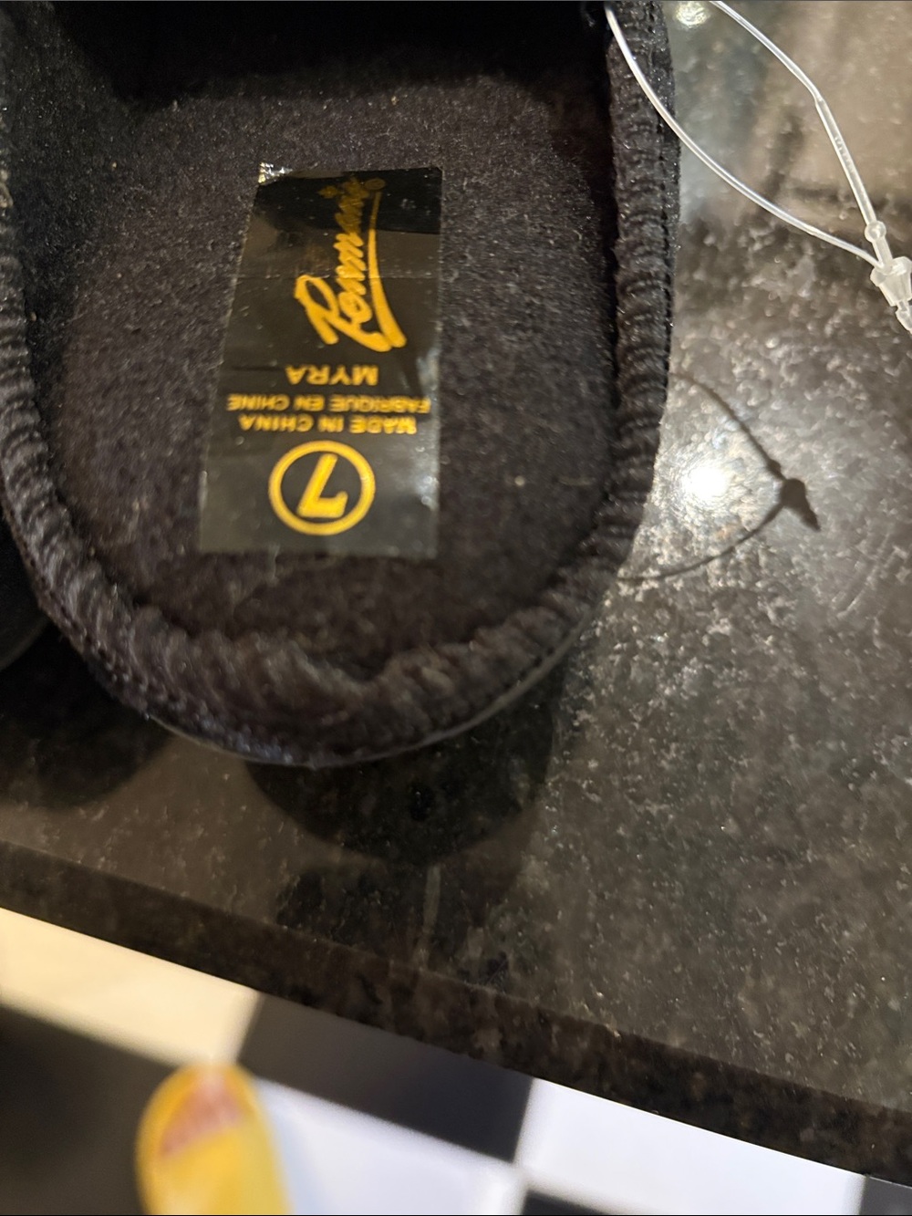 Ladies slippers - Picture 6 of 7